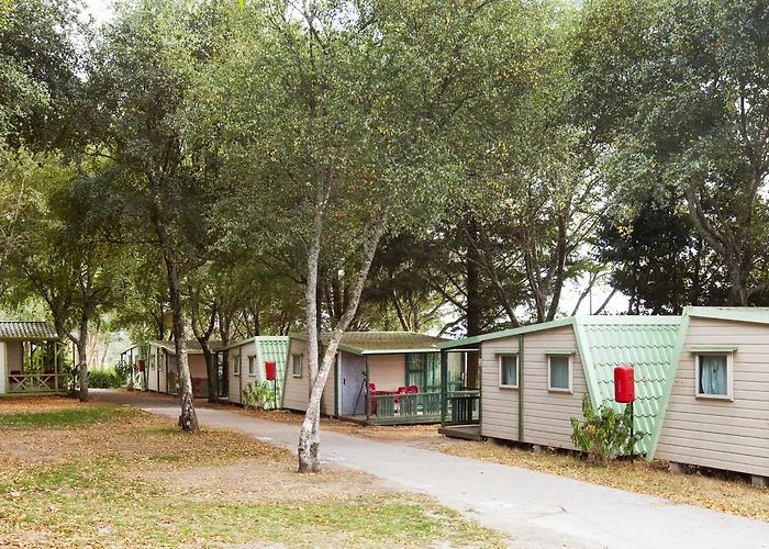 坎西拉斯露营地 2* 圣地亚哥－德孔波斯特拉